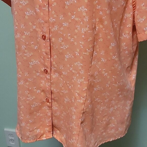 Laura Scott Ladies Blouse - Picture 2 of 7